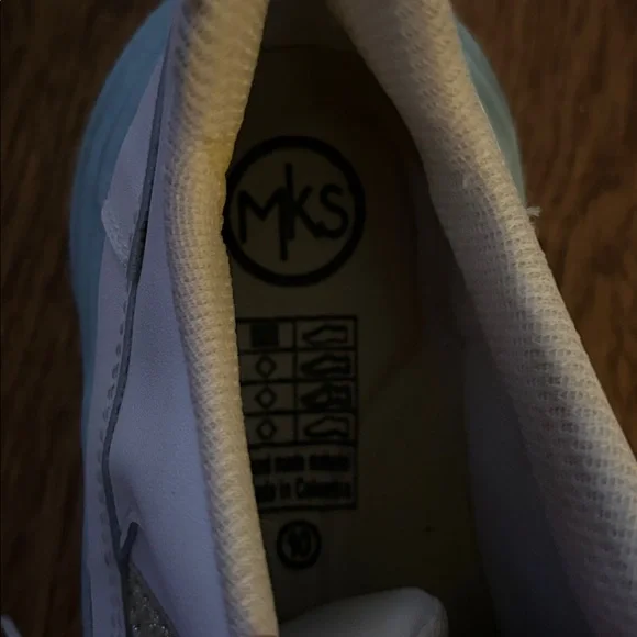 Star shoes size 10 in used condition as pictured - Picture 5 of 5